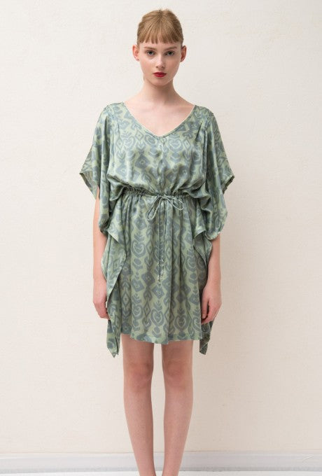 Mini Dress Poncho 100% Silk Beautiful Travel Hotel Women's Velnica From Japan