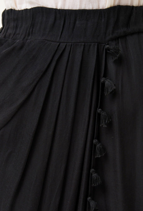 Knee-Length Pencil Skirt Drape Tassels Beautiful Women's Velnica From Japan
