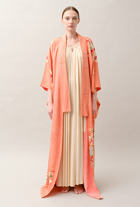 Kimono and Obi Sash Vintage 100% Silk Embroidered Gown Robe Velnica From Japan