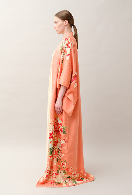 Kimono and Obi Sash Vintage 100% Silk Embroidered Gown Robe Velnica From Japan