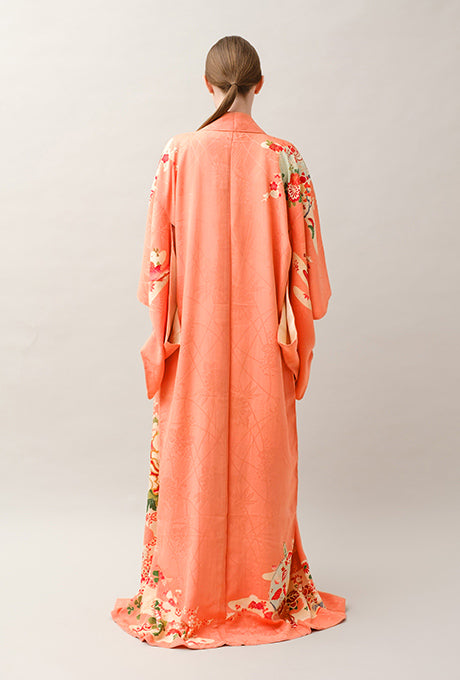 Kimono and Obi Sash Vintage 100% Silk Embroidered Gown Robe Velnica From Japan