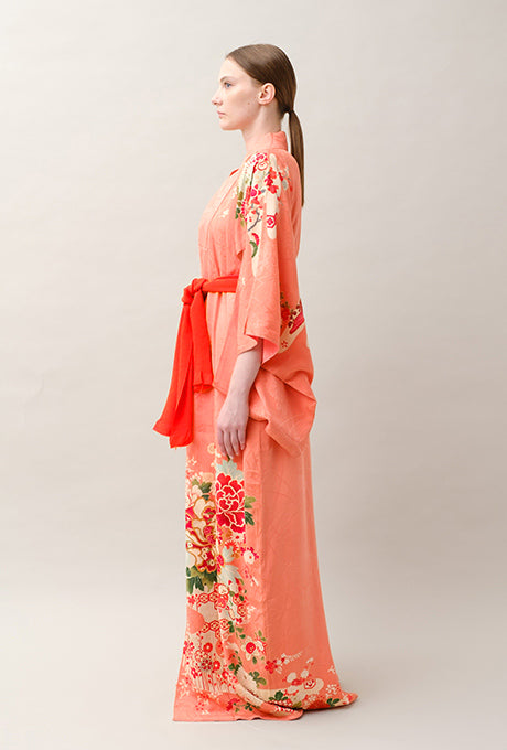 Kimono and Obi Sash Vintage 100% Silk Embroidered Gown Robe Velnica From Japan