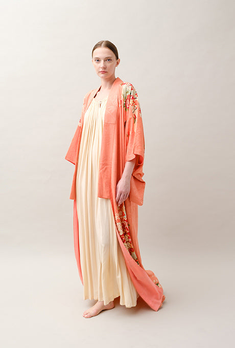 Kimono and Obi Sash Vintage 100% Silk Embroidered Gown Robe Velnica From Japan