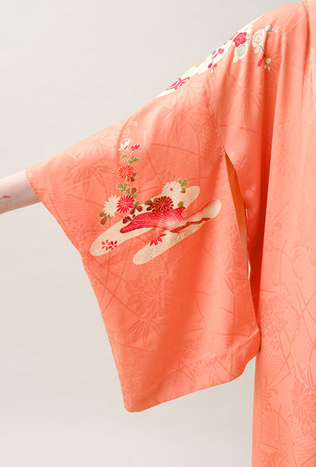 Kimono and Obi Sash Vintage 100% Silk Embroidered Gown Robe Velnica From Japan