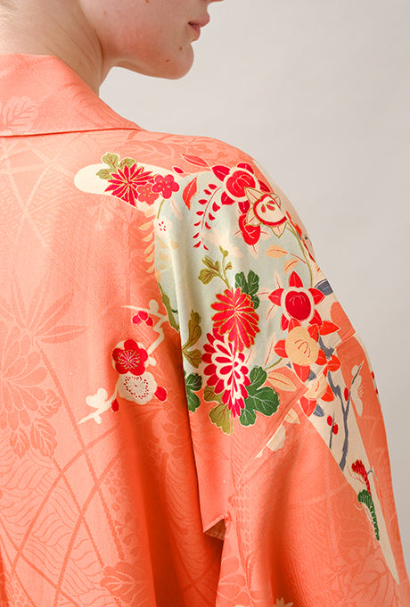 Kimono and Obi Sash Vintage 100% Silk Embroidered Gown Robe Velnica From Japan