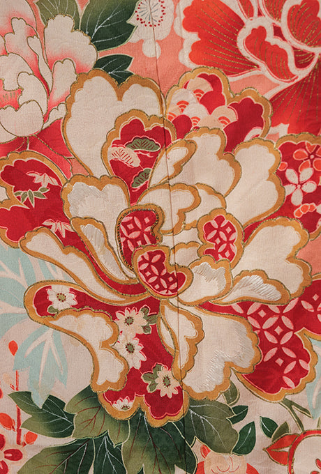 Kimono and Obi Sash Vintage 100% Silk Embroidered Gown Robe Velnica From Japan