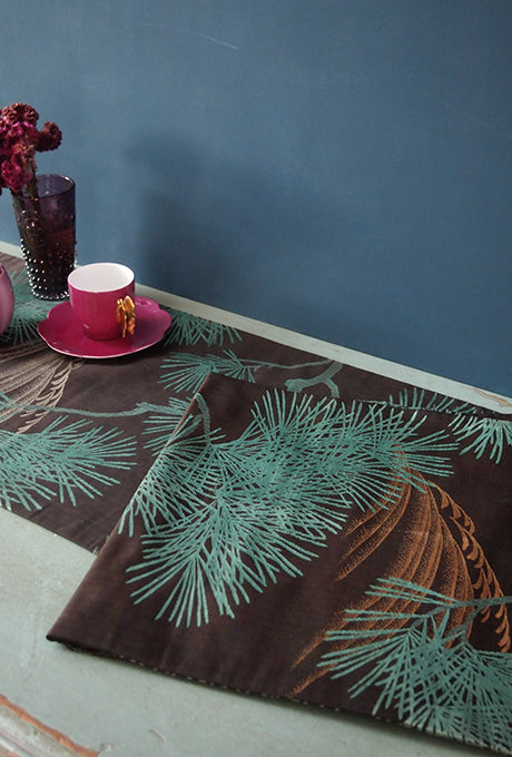 Obi Table Runner Tapestry 100% Silk Kimono Interior Decoration Velnica From Japan