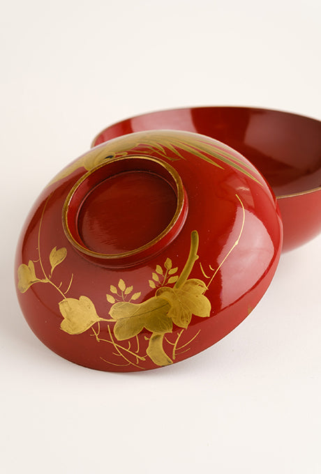 Japanese Vintage Red Lacquer Gold Painted Bowl Velnica From Japan