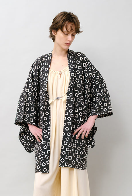 100% Silk Kimono Haori Jacket Vintage  Gown Robe From Japan